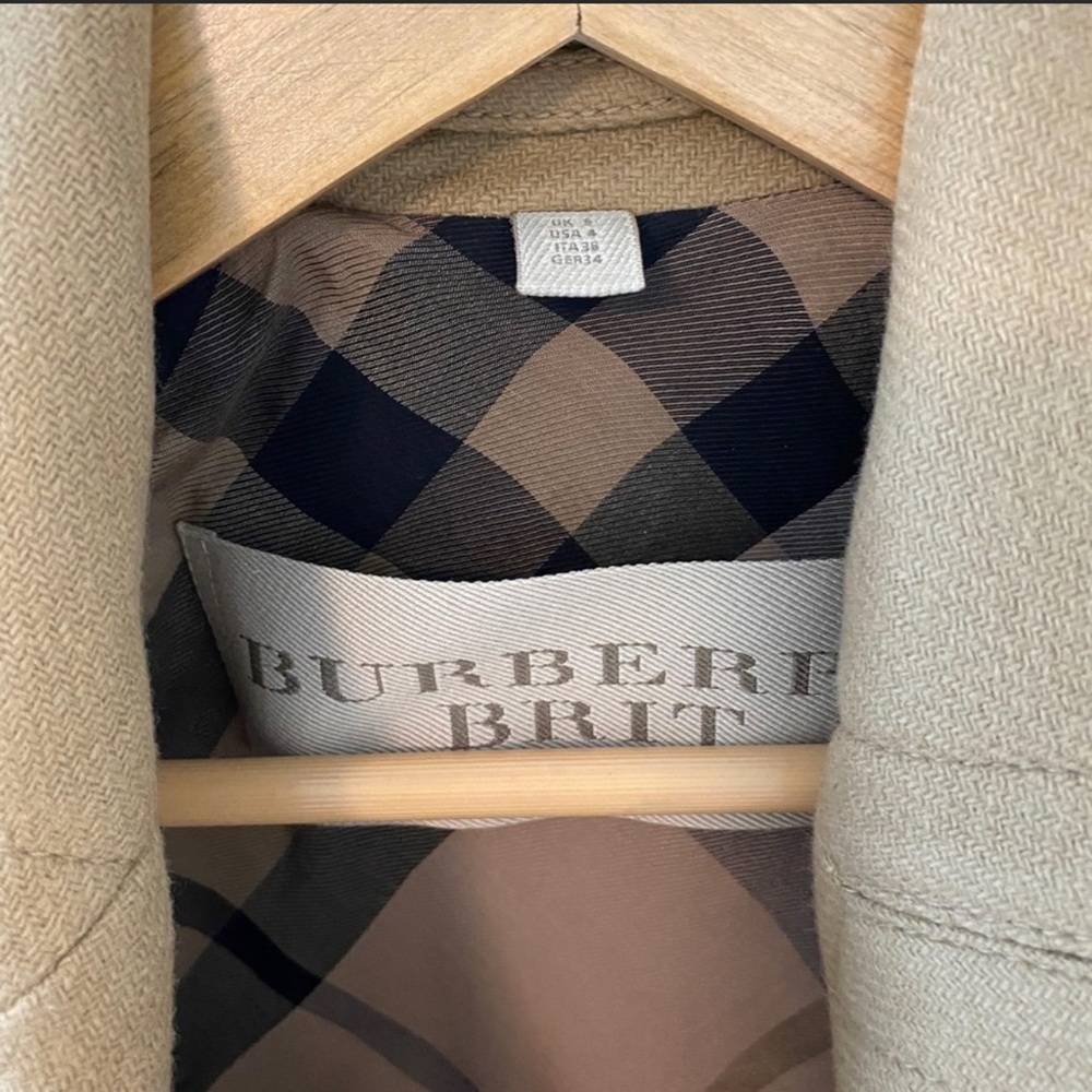 💯 Authentic Burberry jacket - Picture 4 of 5